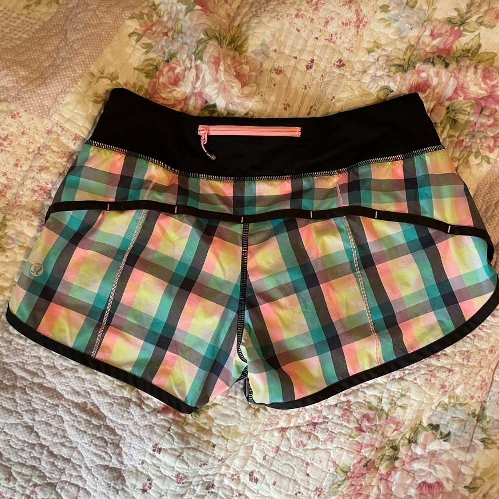 Lululemon Pastel Plaid Speed Up Shorts || good condition, size 4 and 2.5” length